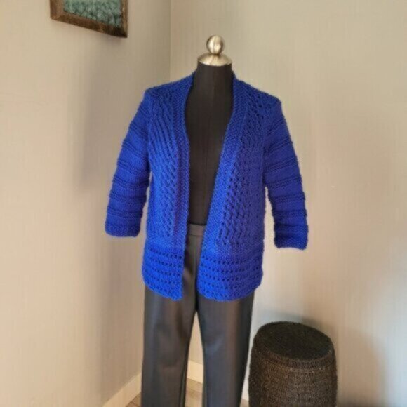 Crocheted Handcrafted Blue Cardigan Sweater Sz Large - Picture 3 of 6